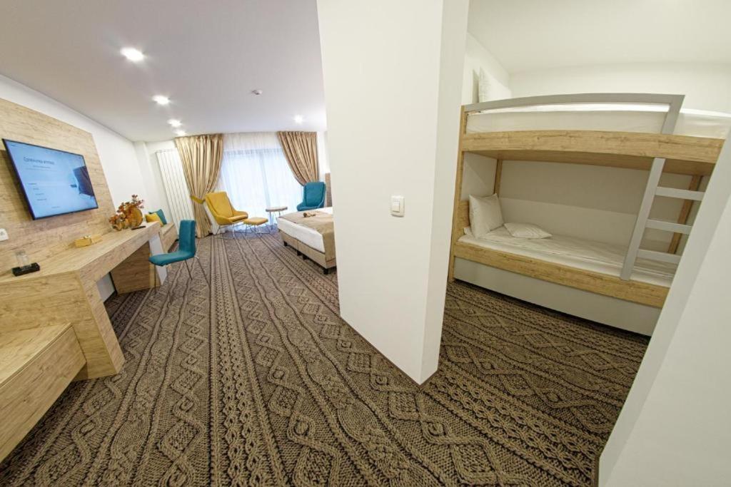 Aquarius Boutique Hotel Câmpulung Moldovenesc Pokoj fotografie