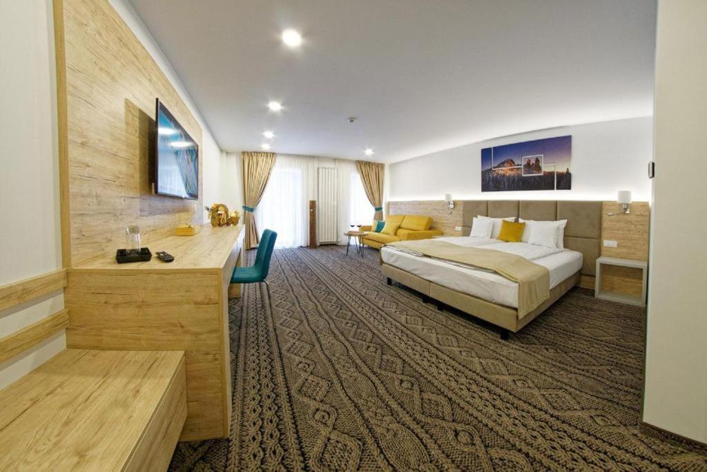 Aquarius Boutique Hotel Câmpulung Moldovenesc Pokoj fotografie